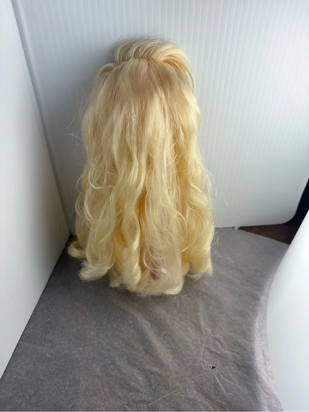 L.O.L. Surprise OMG Fly Gurl Fashion Doll Long Blonde Hair Brown Eyes Dress